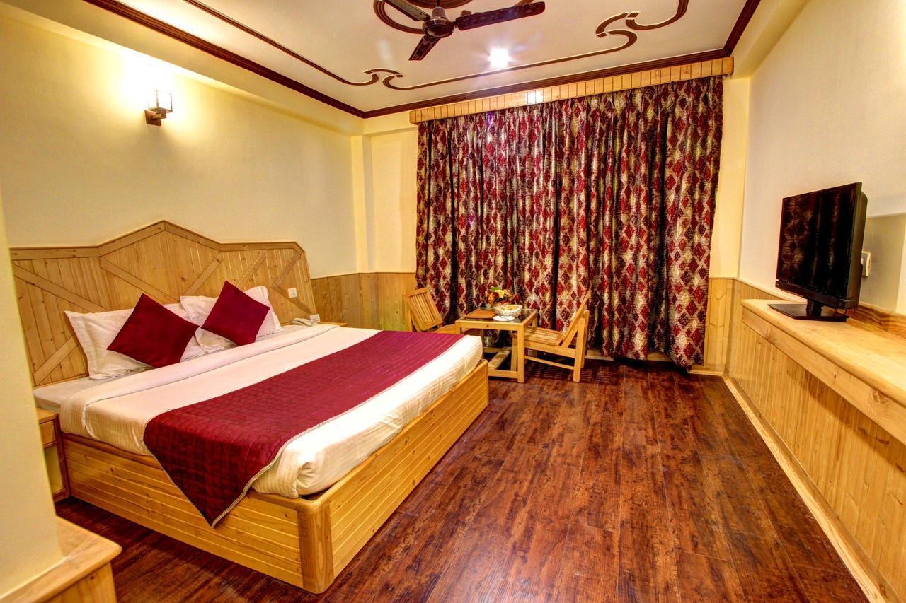 Holiday Bnb Manali Экстерьер фото