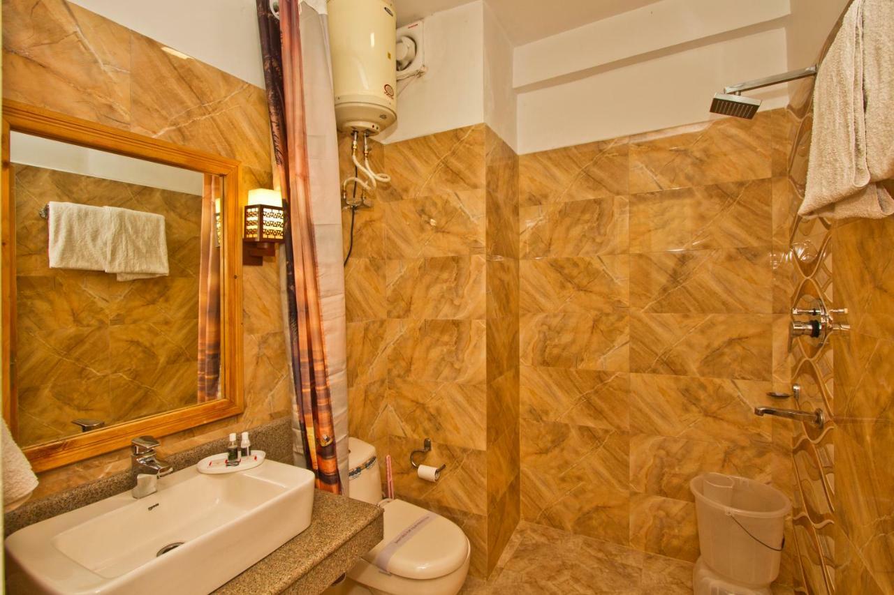 Holiday Bnb Manali Экстерьер фото