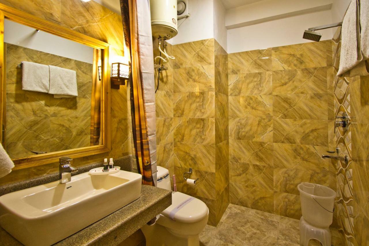 Holiday Bnb Manali Экстерьер фото